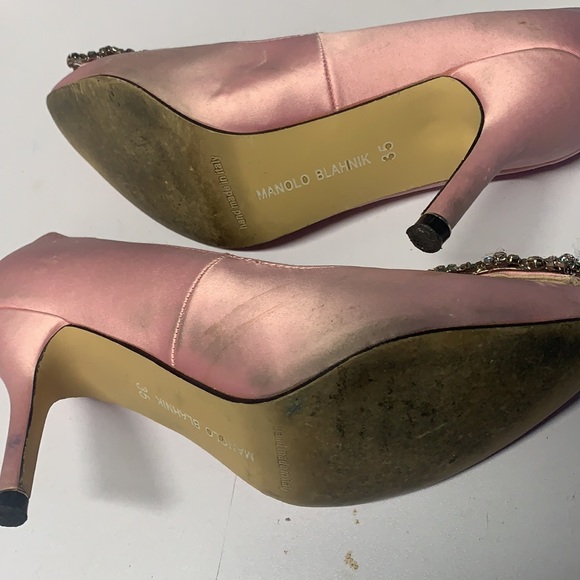 Manolo Blahnik Shoes - Picture 6 of 8